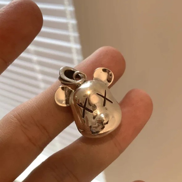✨Host Pick✨ Bear Silver Necklace - Picture 4 of 4